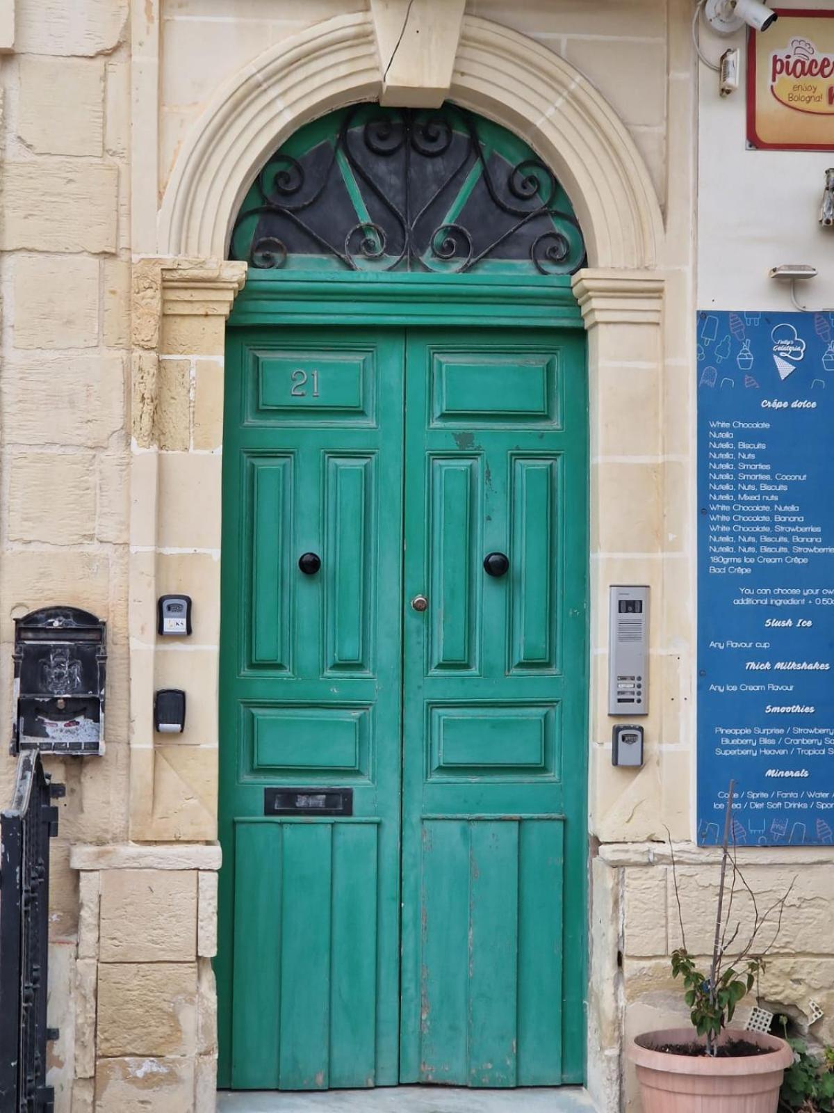 Korzo Suites Senglea Waterfront Exterior photo